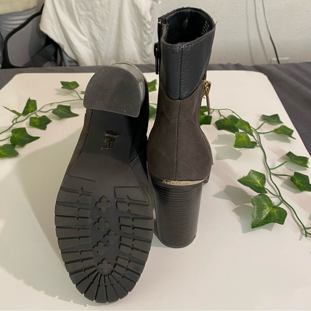 Juicy couture gray boots 71/2 - Picture 3 of 16